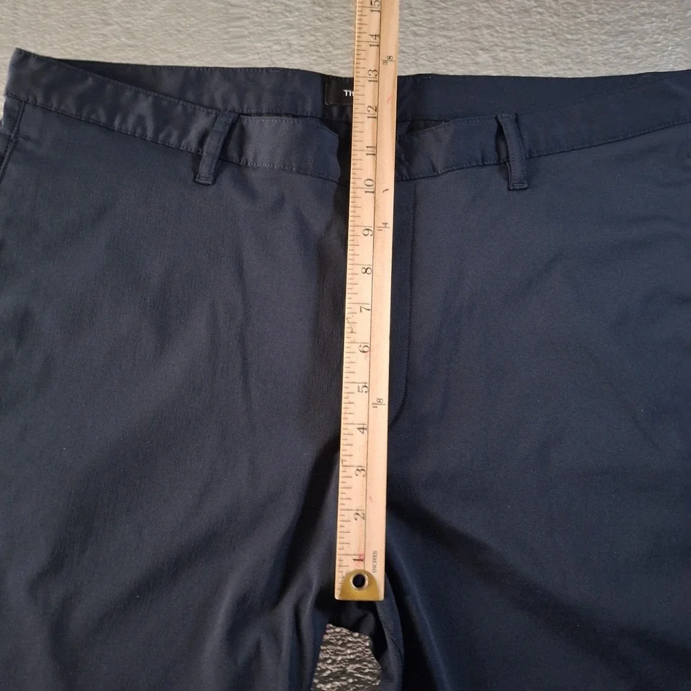 Theory Zaine Shorts Mens 36 Navy Blue Performance Chino Flat Front Casual Summer